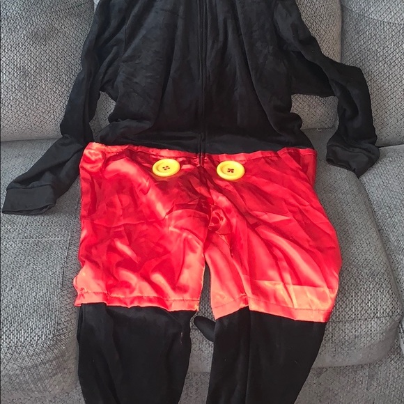 Mickey Mouse costume - Picture 3 of 7